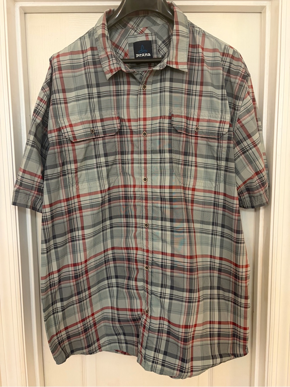 Prana Men's Shirt Button Down Size XXL Gray Red Plaid Outdoor Hiking Fall Casual